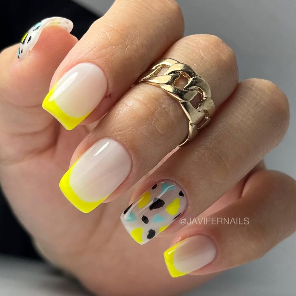 summer yellow nails