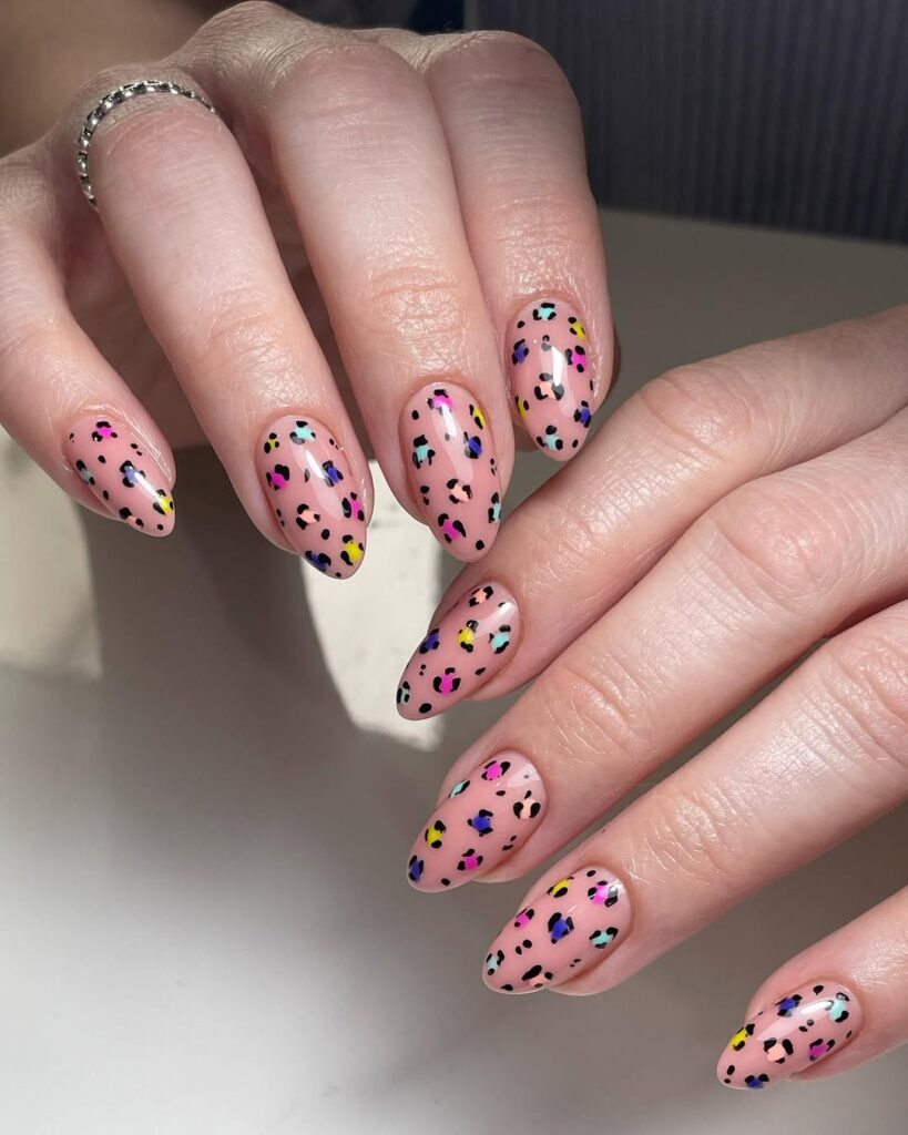 Leopard print nail designs