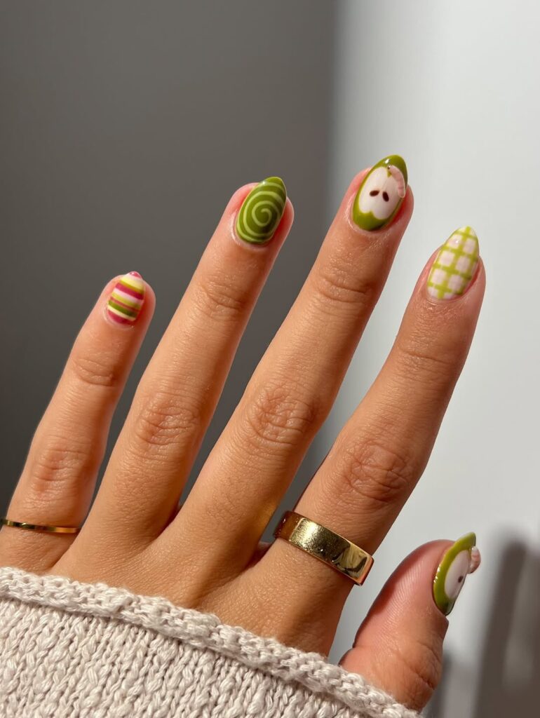 green apple nails