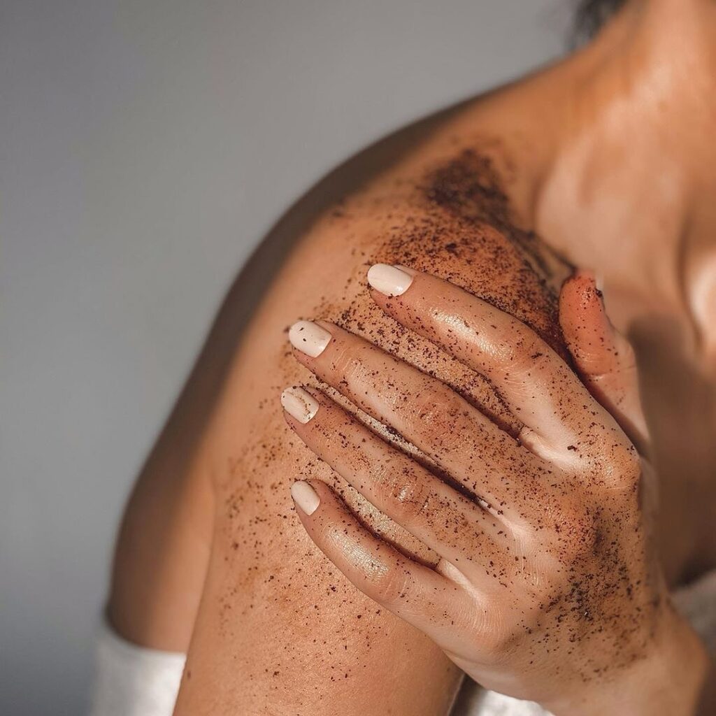 exfoliating coffee body scrub
