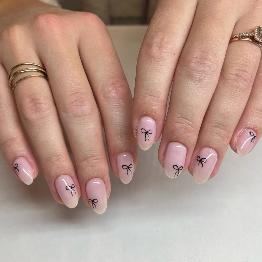 minimal nails