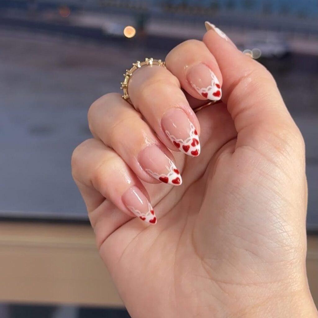 Romantic lace & heart nails