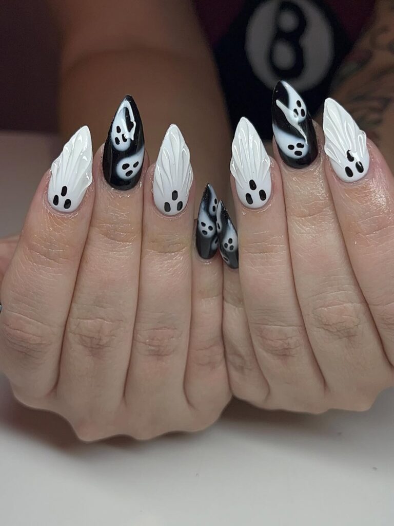Halloween nails inspo