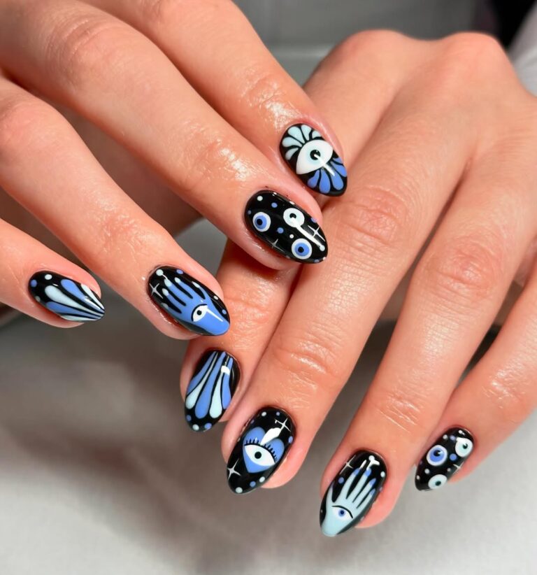 Halloween nails