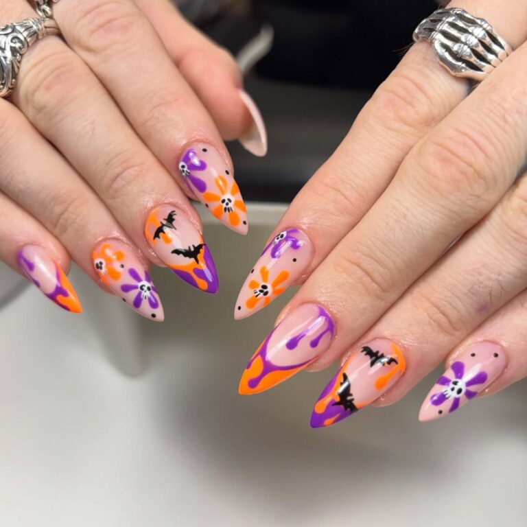 skull halloween nails
