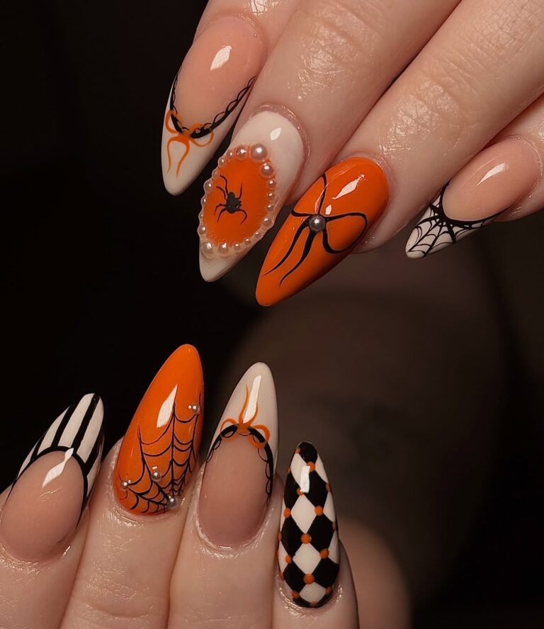 Halloween nails